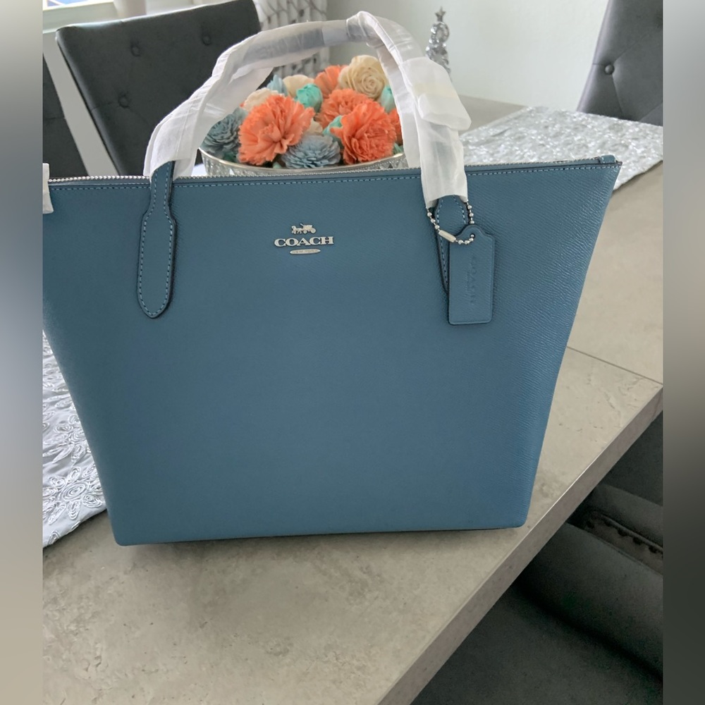NWT Coach XGrain Zip Top Tote SV/Light Mist